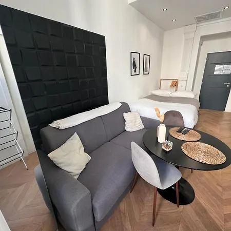 Chic Cozy Studio In The Heart Of The City Nice Extérieur photo